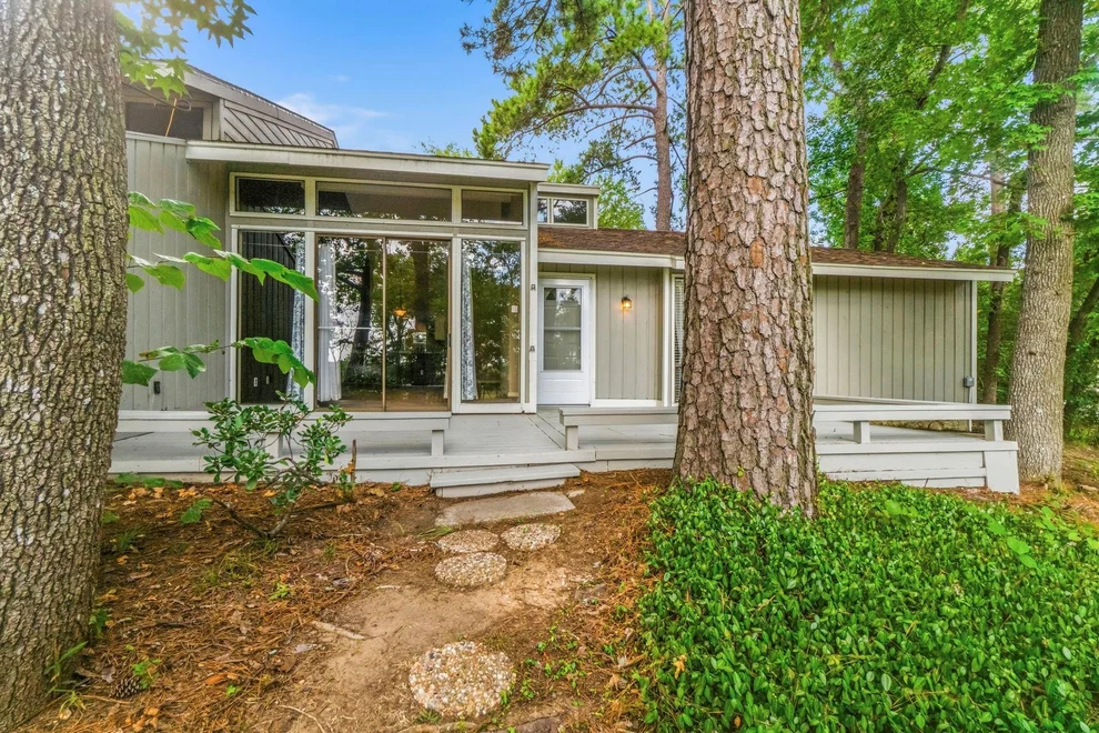 Unit for sale at 23 April Village, Montgomery, TX 77356