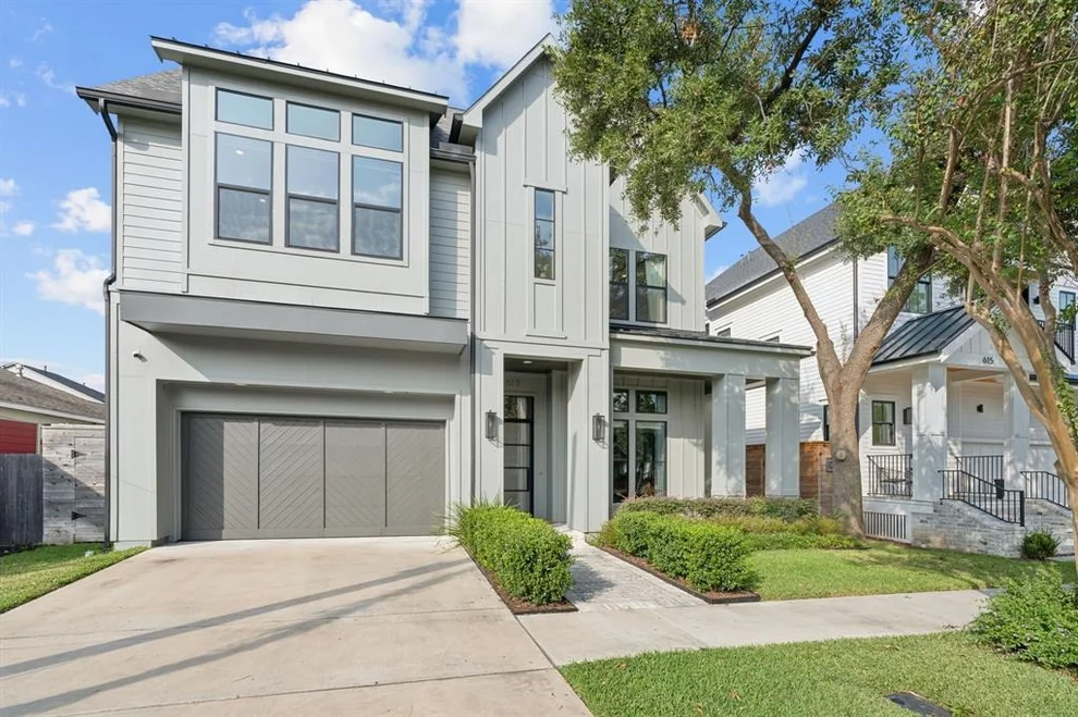 Unit for sale at 613 E 12th 1/2 Street, Houston, TX 77008