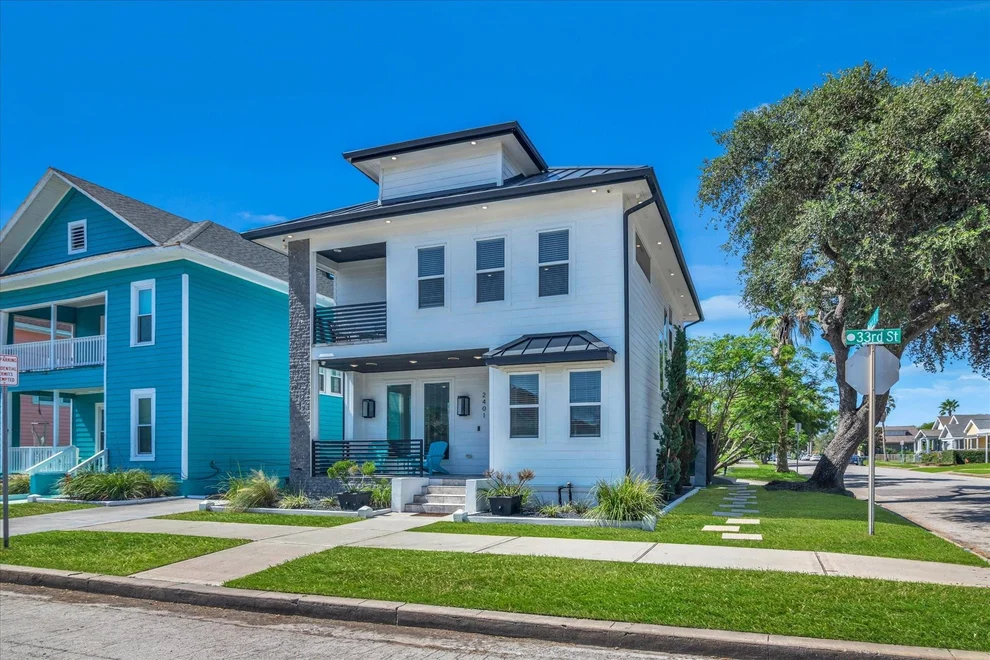 Unit for sale at 2401 33rd Street, Galveston, TX 77550