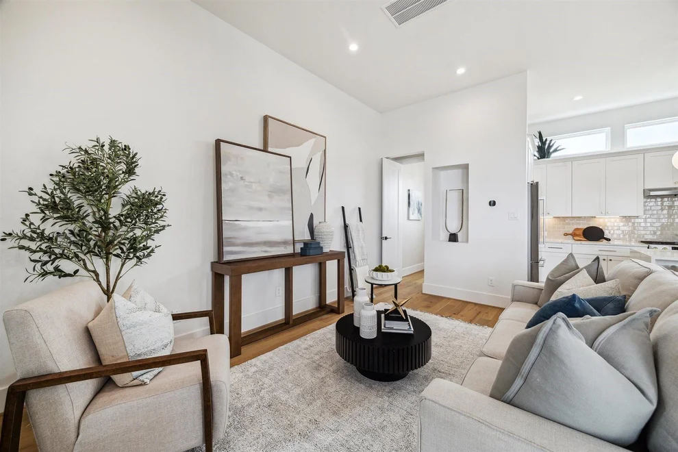 Unit for sale at 2216 Dennis Street, Houston, TX 77004