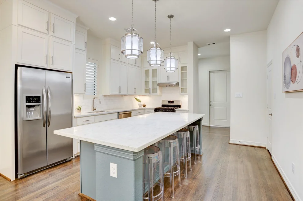 Unit for sale at 6604 Eureka Street, Houston, TX 77008