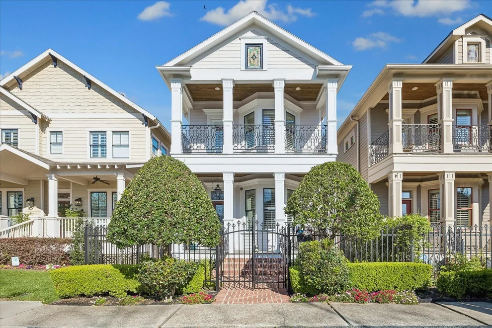 Unit for sale at 1534 Nicholson Street, Houston, TX 77008