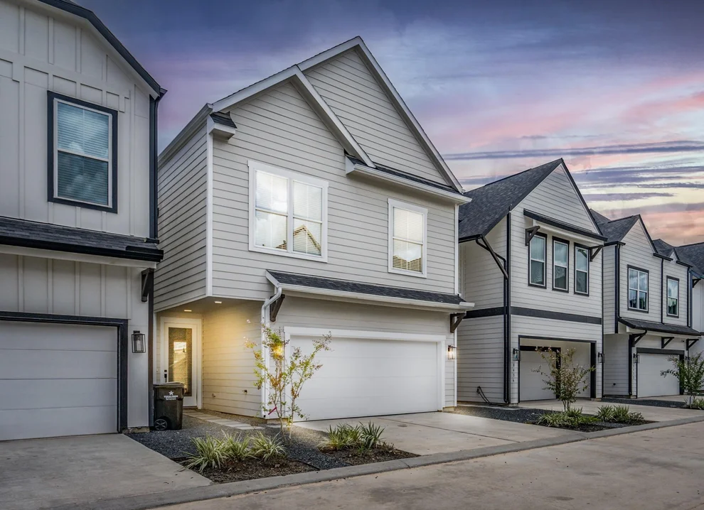 Unit for sale at 8440 Berry Brush, Houston, TX 77022
