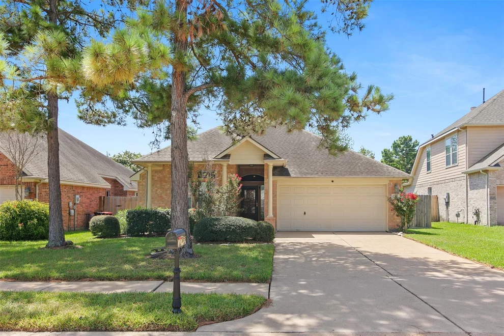 Unit for sale at 21315 River Knoll Lane, Katy, TX 77449