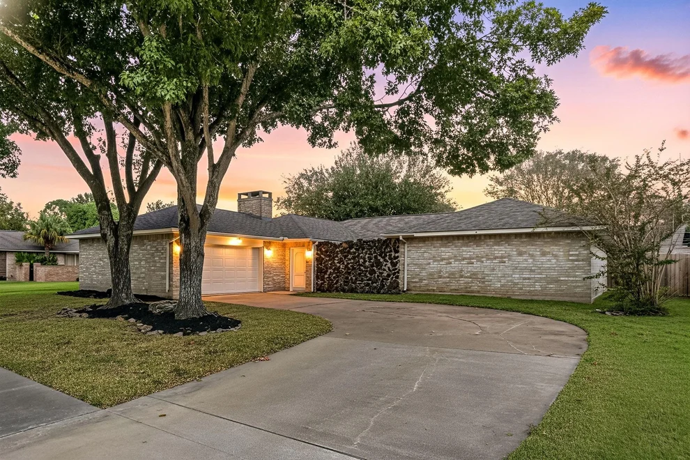 Unit for sale at 2526 Turtle Creek Drive, Missouri City, TX 77459