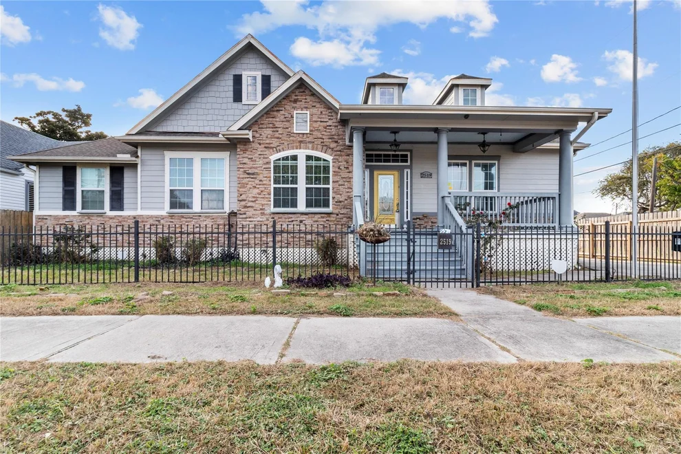 Unit for sale at 2519 46th Street, Galveston, TX 77551