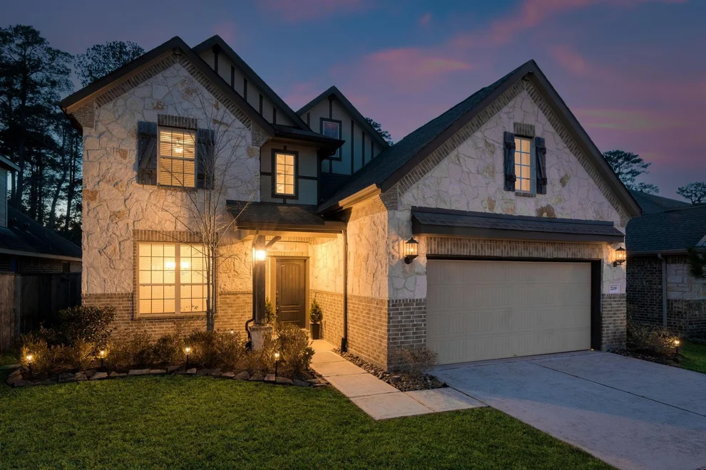 Unit for sale at 2119 Moss Creek Lane, Conroe, TX 77304