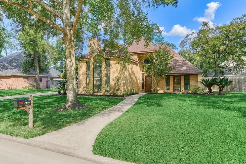 Unit for sale at 25706 Overlake Drive Drive, Spring, TX 77380