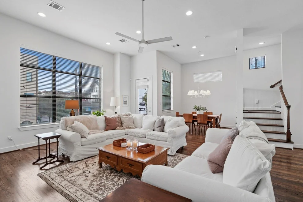 Unit for sale at 1514 Beall Street, Houston, TX 77008