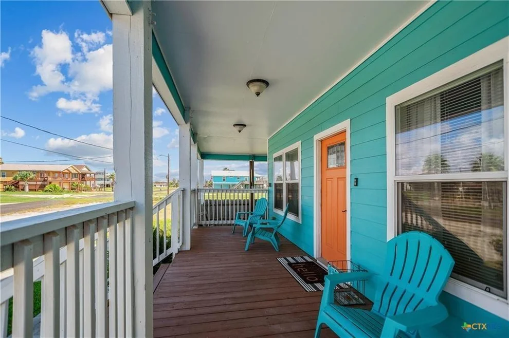Unit for sale at 1012 S Magnolia Street, Rockport, TX 78382