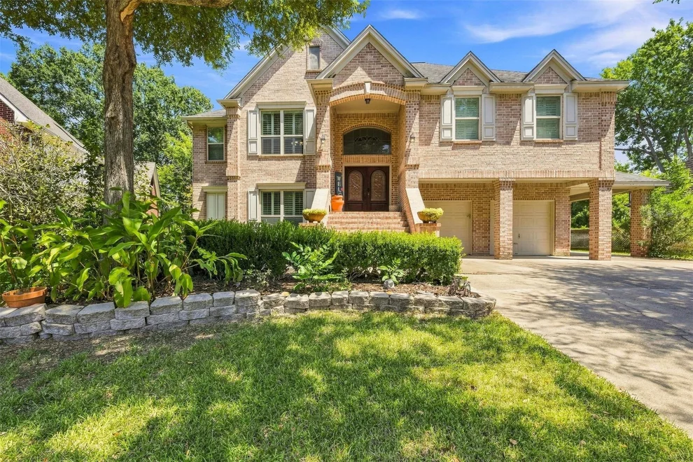 Unit for sale at 1914 Kingsmill Lane, Richmond, TX 77406