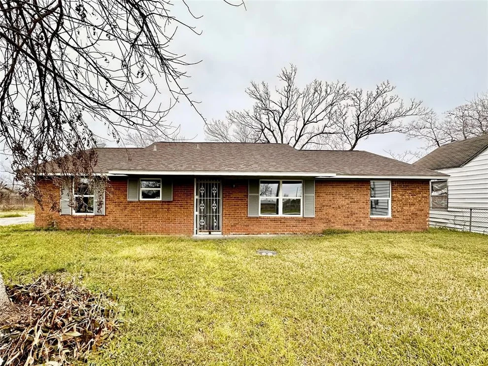 Unit for sale at 7845 Bonaire Street, Houston, TX 77028