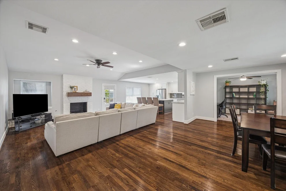 Unit for sale at 5819 Cheena Drive, Houston, TX 77096