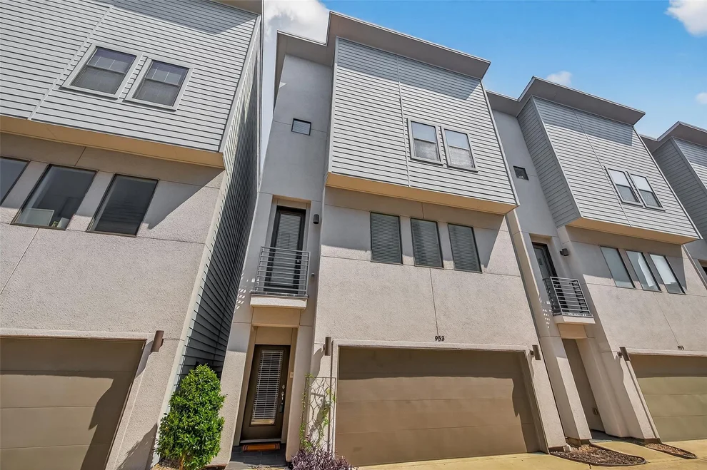 Unit for sale at 953 Saint Augustine Street, Houston, TX 77023