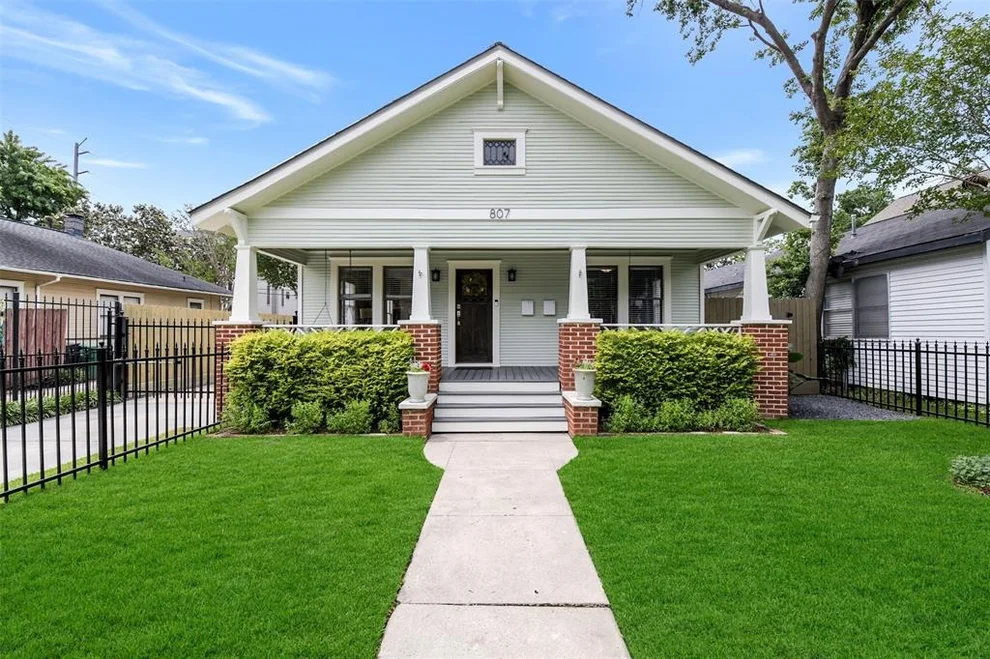 Unit for sale at 807 Ashland Street, Houston, TX 77007