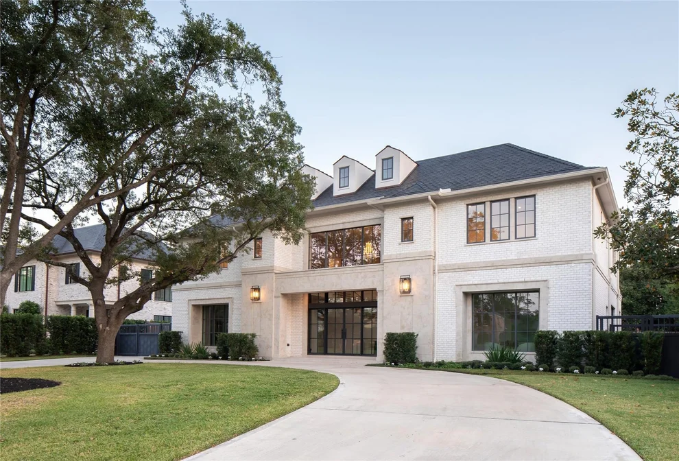 Unit for sale at 3653 Chevy Chase Drive, Houston, TX 77019
