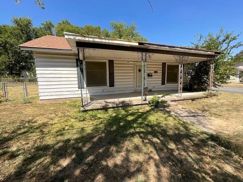 Unit for sale at 1302 S 23rd Street, Temple, TX 76504