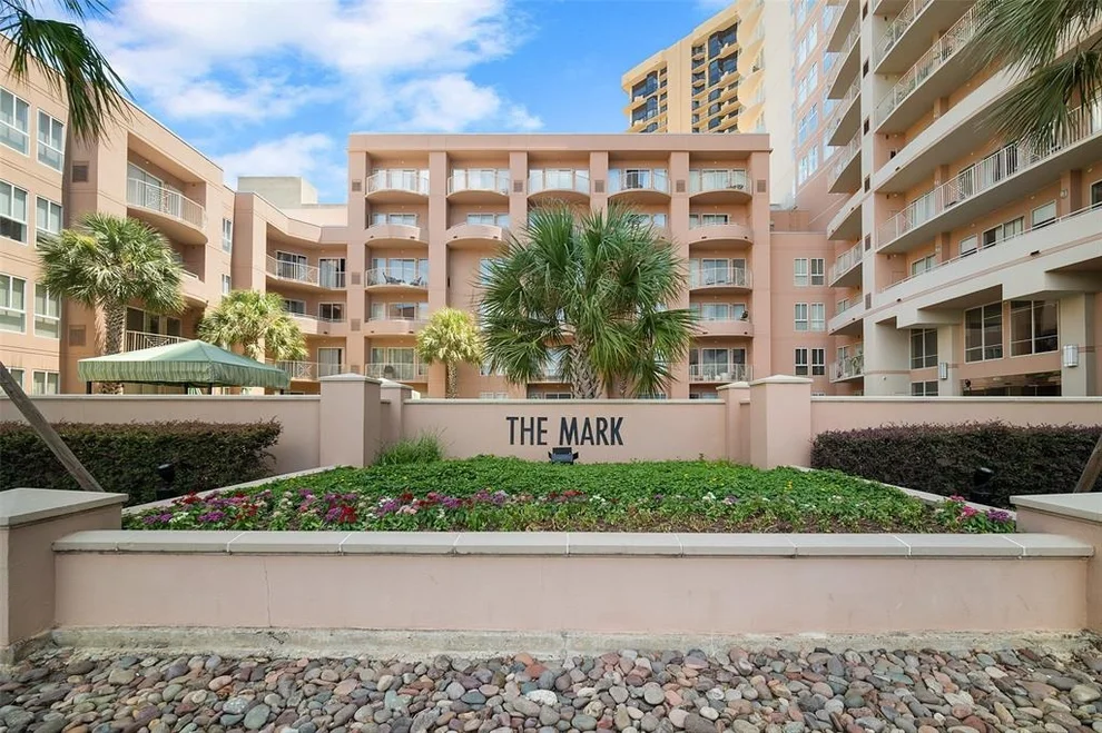 Unit for sale at 3505 Sage Road, Houston, TX 77056