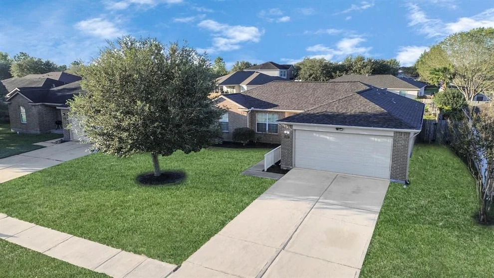 Unit for sale at 6902 Manor Terrace Lane, Richmond, TX 77469