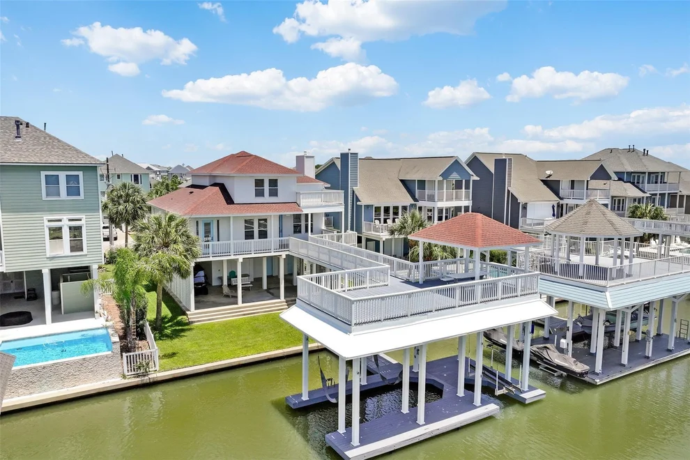Unit for sale at 13619 Windlass Circle, Galveston, TX 77554
