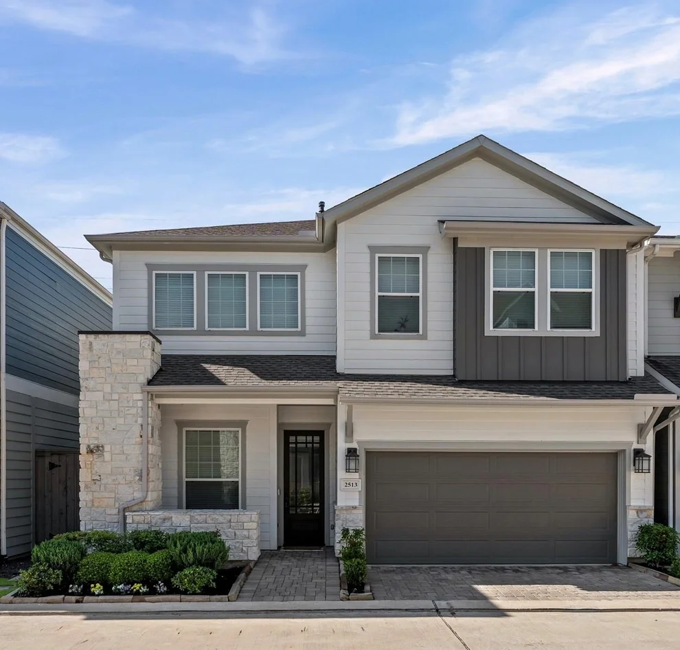 Unit for sale at 2513 Eason Lane, Houston, TX 77008
