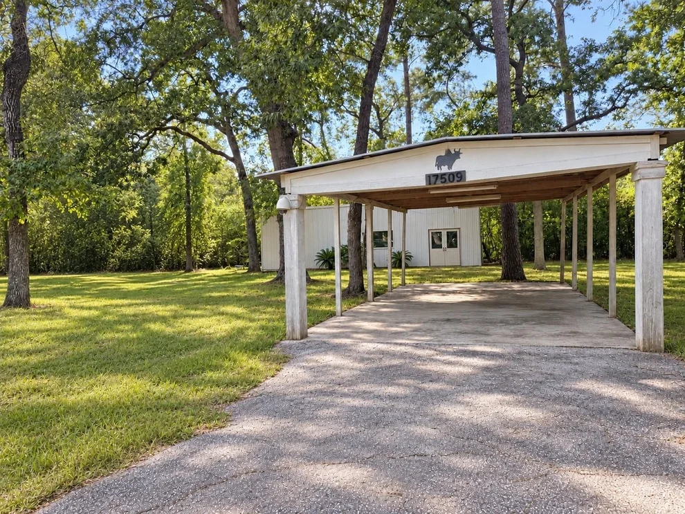 Unit for sale at 17503 Heaton Court, Magnolia, TX 77355