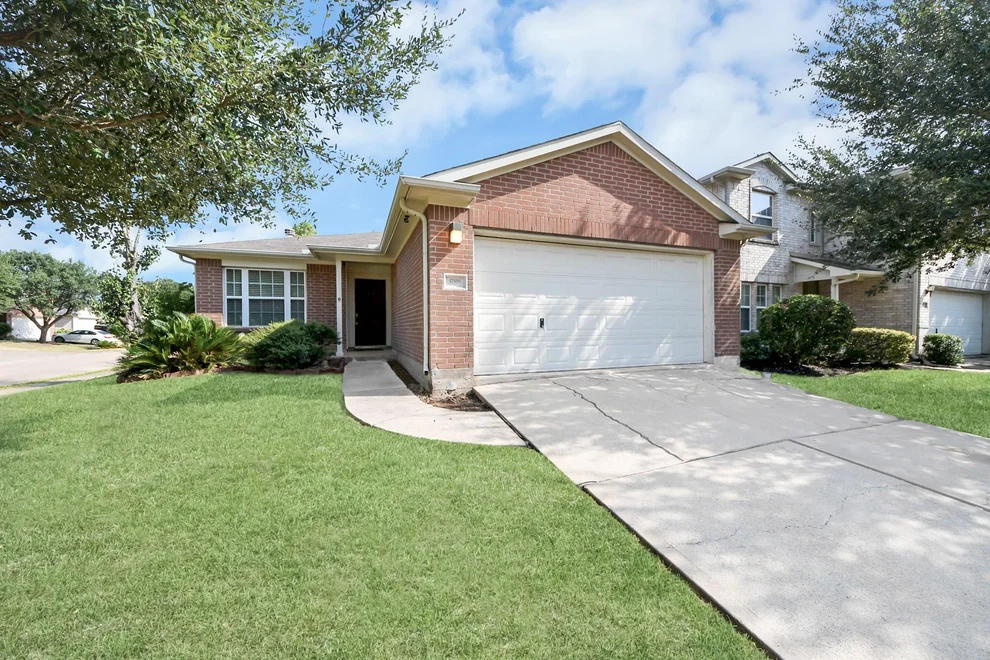 Unit for sale at 17918 Carroll Place Lane, Richmond, TX 77407