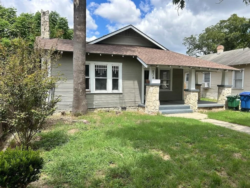 Unit for sale at 839 E Highland Boulevard, San Antonio, TX 78210