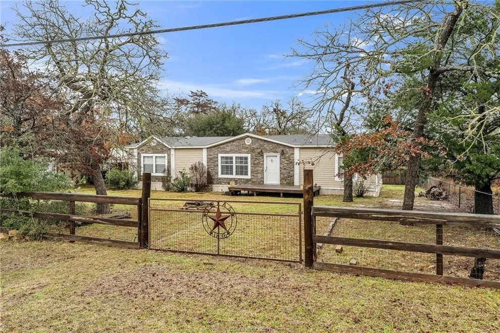 Unit for sale at 437 Barbara, Somerville, TX 77879
