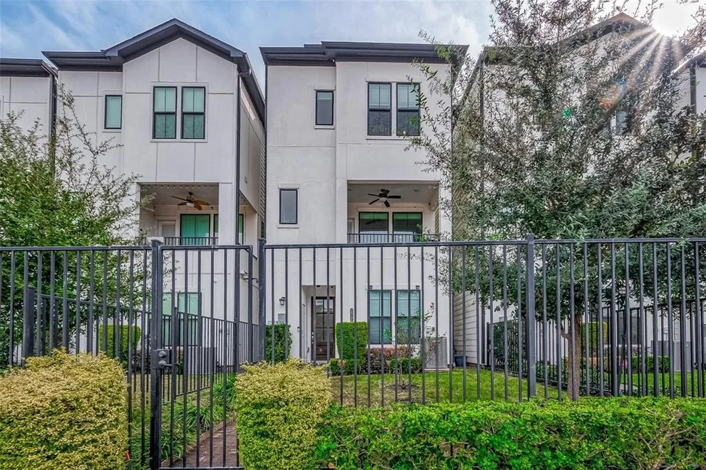 Unit for sale at 2818 Grand Fountains Drive, Houston, TX 77054