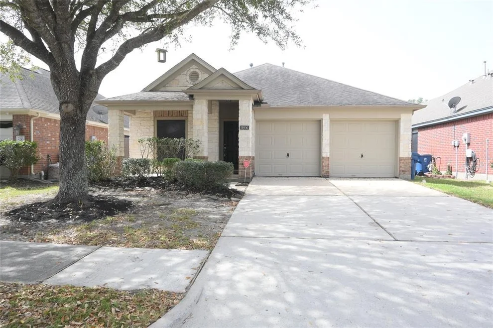 Unit for sale at 9206 Red Castle Lane, Humble, TX 77396