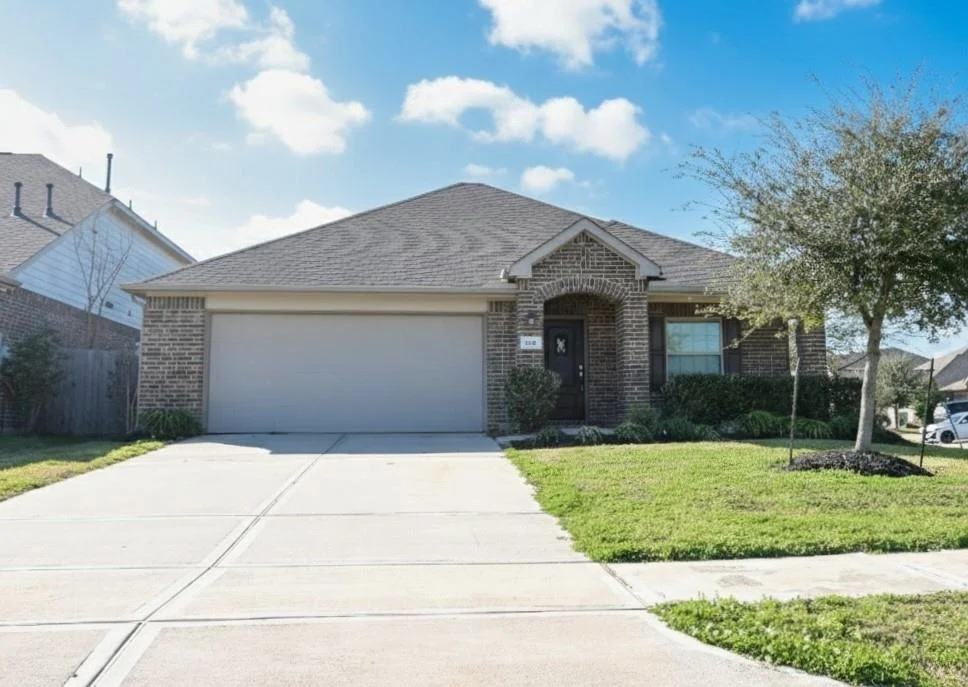 Unit for sale at 306 Marble Springs Lane, La Marque, TX 77568