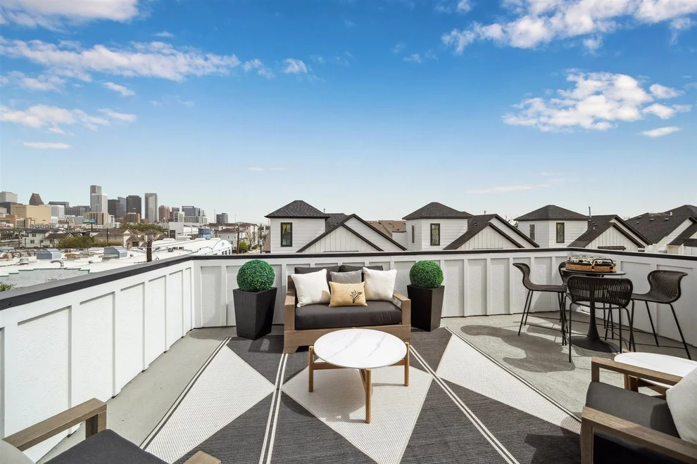 Unit for sale at 2212 Dennis Street, Houston, TX 77004