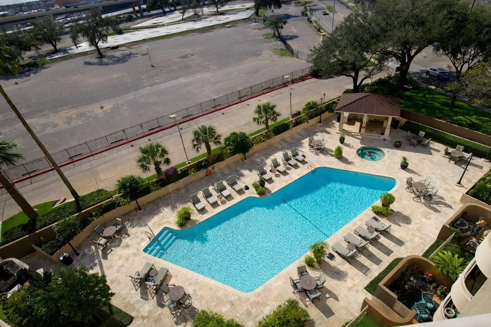 Unit for sale at 3525 Sage Road, Houston, TX 77056
