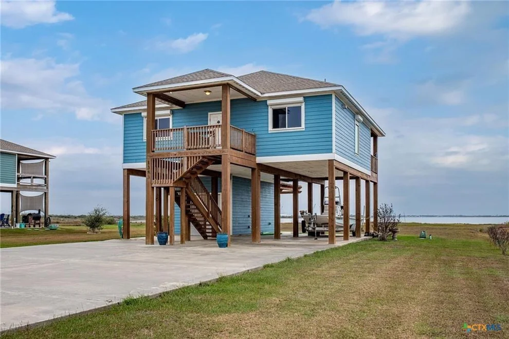 Unit for sale at 1383 Bay Point Drive, Port Lavaca, TX 77979