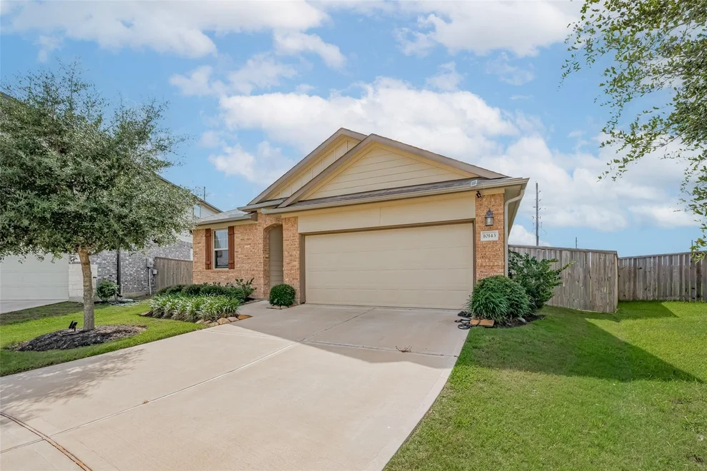 Unit for sale at 10143 Lilac Croft Lane, Richmond, TX 77406