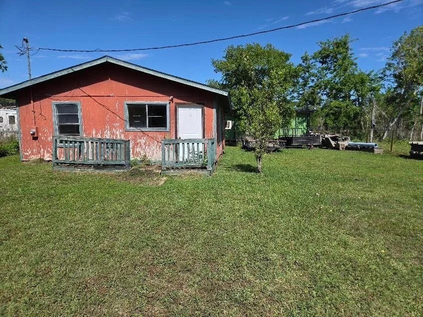 Unit for sale at 62 Guinevere Drive, Bay City, TX 77414