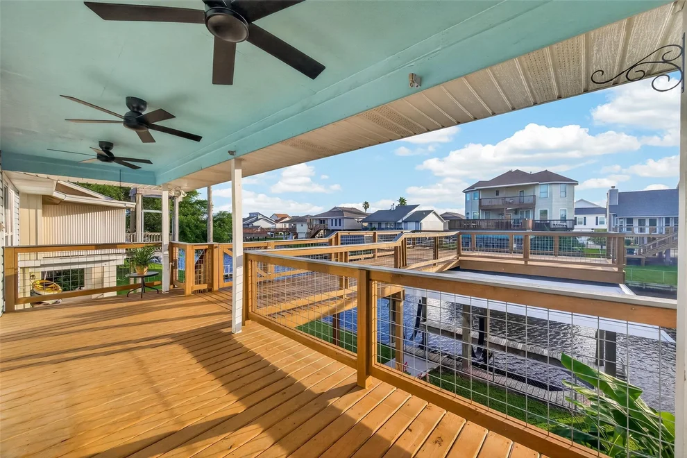 Unit for sale at 4 N Sandpiper Street, La Marque, TX 77568
