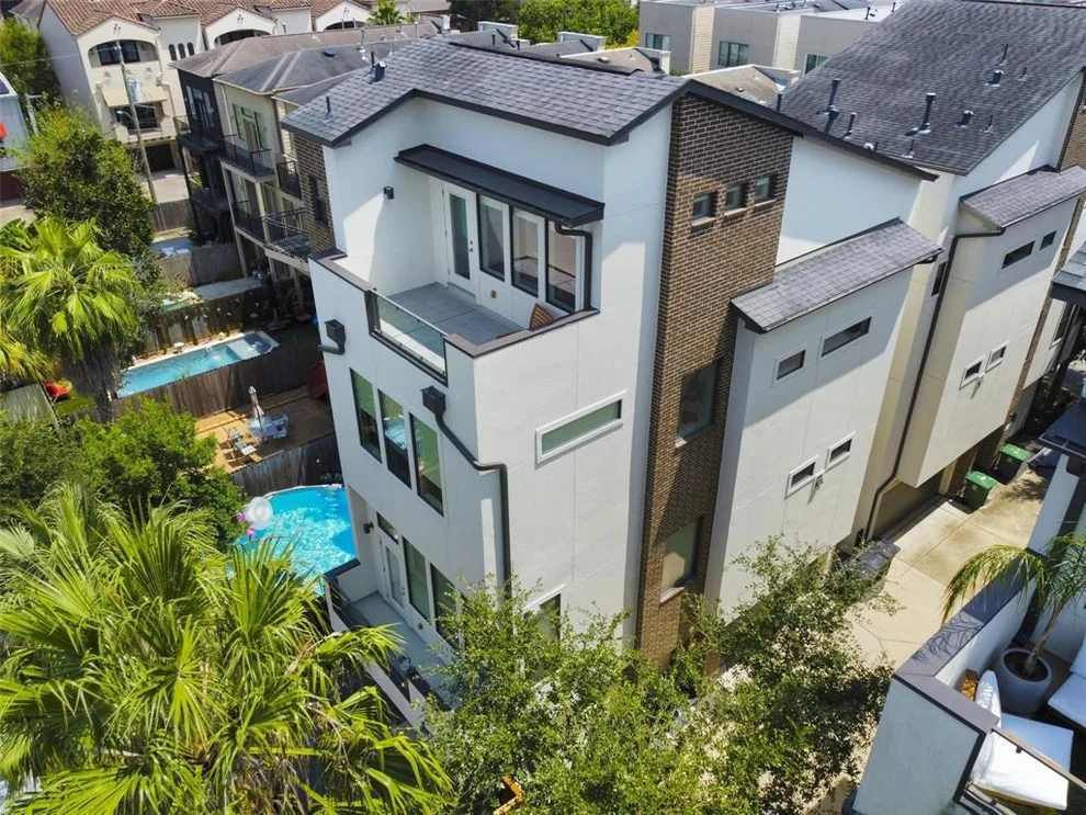 Unit for sale at 5210 Rose Street, Houston, TX 77007