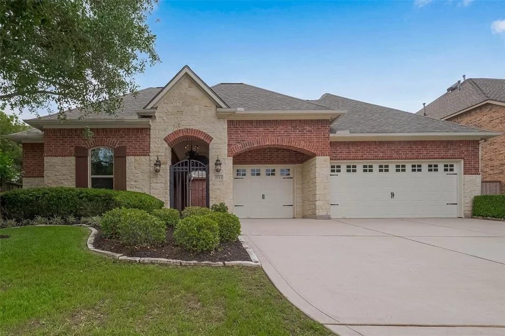 Unit for sale at 2711 King Point View Lane, Spring, TX 77388