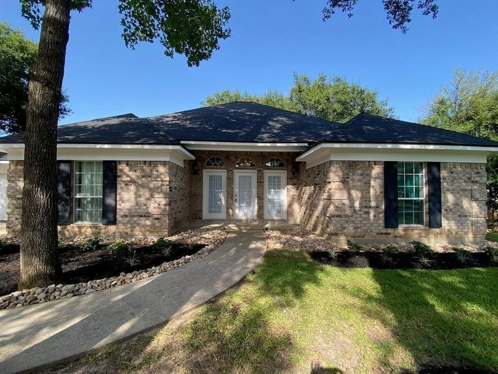 Unit for sale at 24526 Haigshire Drive, Tomball, TX 77375