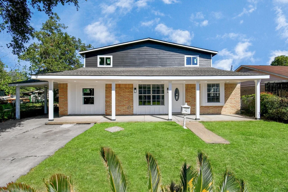 Unit for sale at 3103 Hartsville Road, Houston, TX 77051