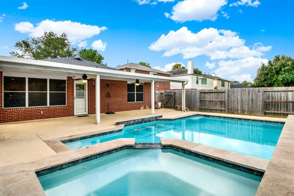 Unit for sale at 17422 Prospect Meadows Drive, Houston, TX 77095