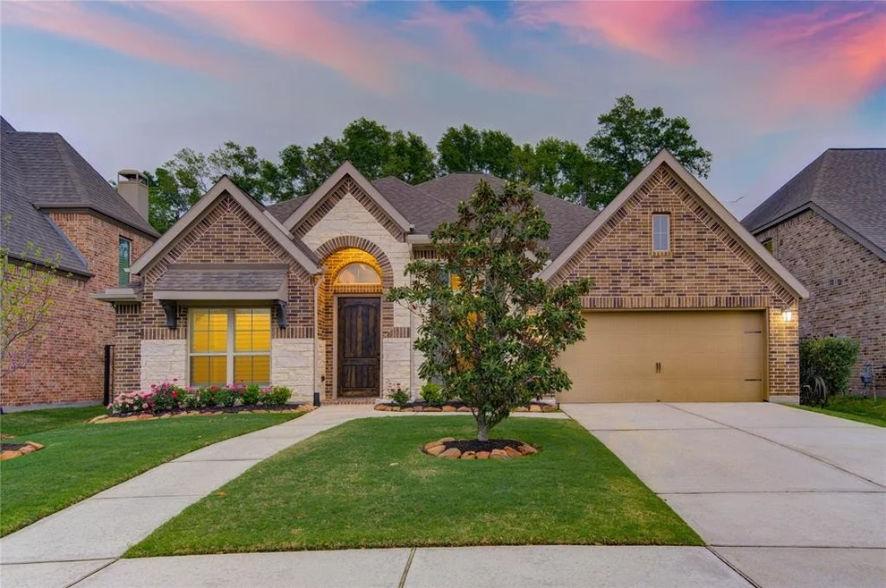 Unit for sale at 16710 Whiteoak Canyon Drive, Humble, TX 77346