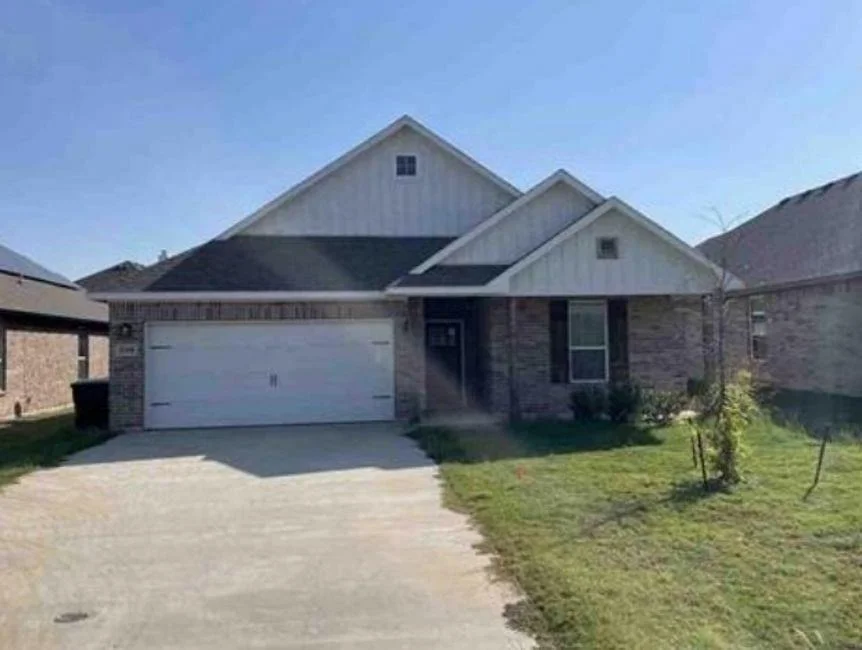 Unit for sale at 639 W Gould Street, Pilot Point, TX 76258
