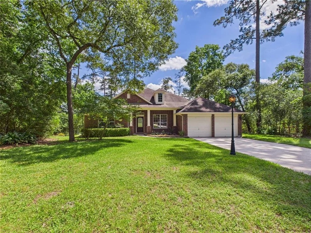 Unit for sale at 11628 King Edward Court, Montgomery, TX 77316