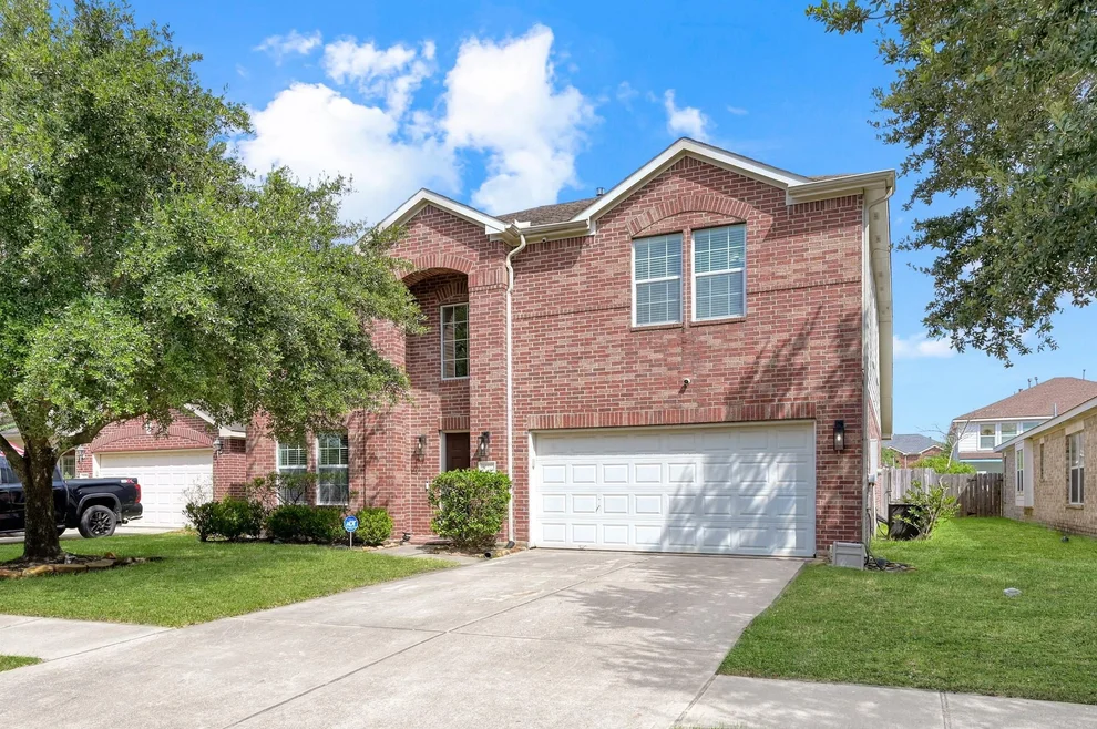 Unit for sale at 30327 Deleon Fields Drive, Spring, TX 77386