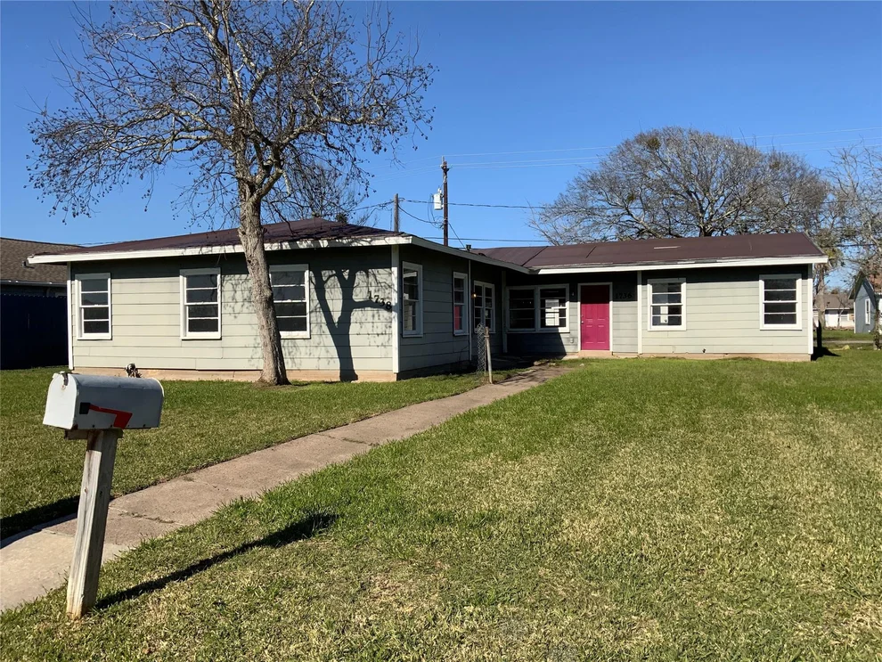 Unit for sale at 1736 Lynn Lane, Freeport, TX 77541