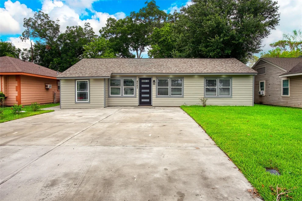 Unit for sale at 4047 Juliet Street, Houston, TX 77087