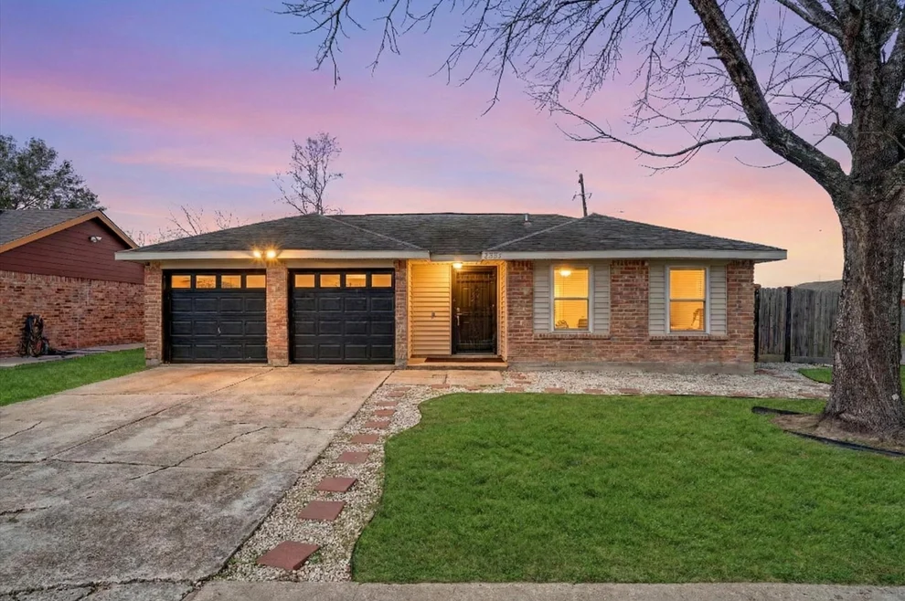 Unit for sale at 4702 Croker Ridge Road, Houston, TX 77053